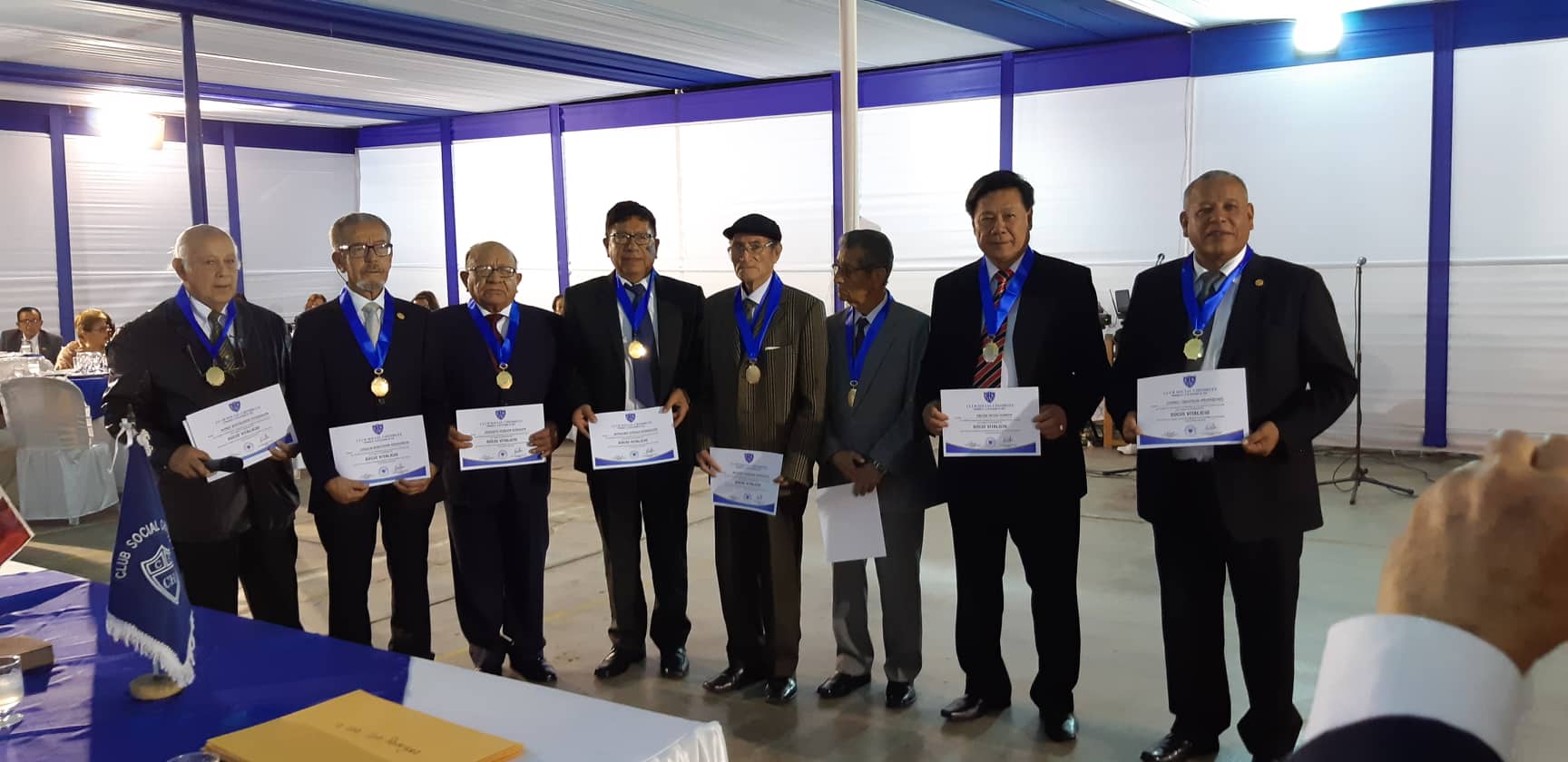 Socios Vitalicios asistentes a la celebración del 84° Aniversario de nuestro Club Social Chimbote